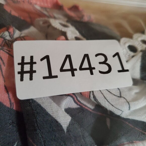 Cato Top Womens 22W/24W Pink Floral Square Neck Lace Accent Lightweight - Picture 8 of 8